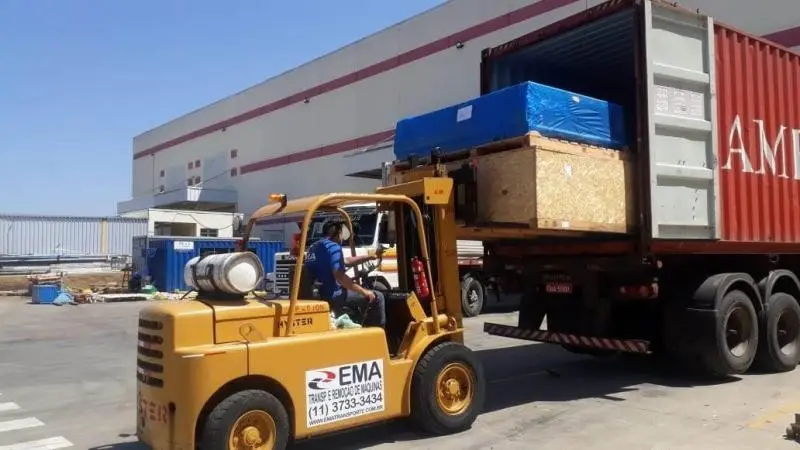 Carreta porta container 40 pés